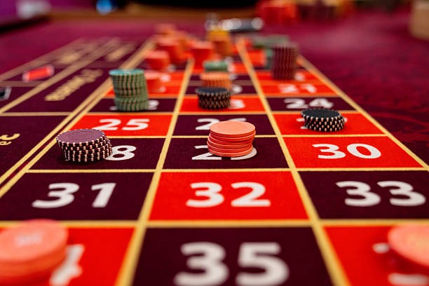 Recently Played dashboard showing live tables and recent games